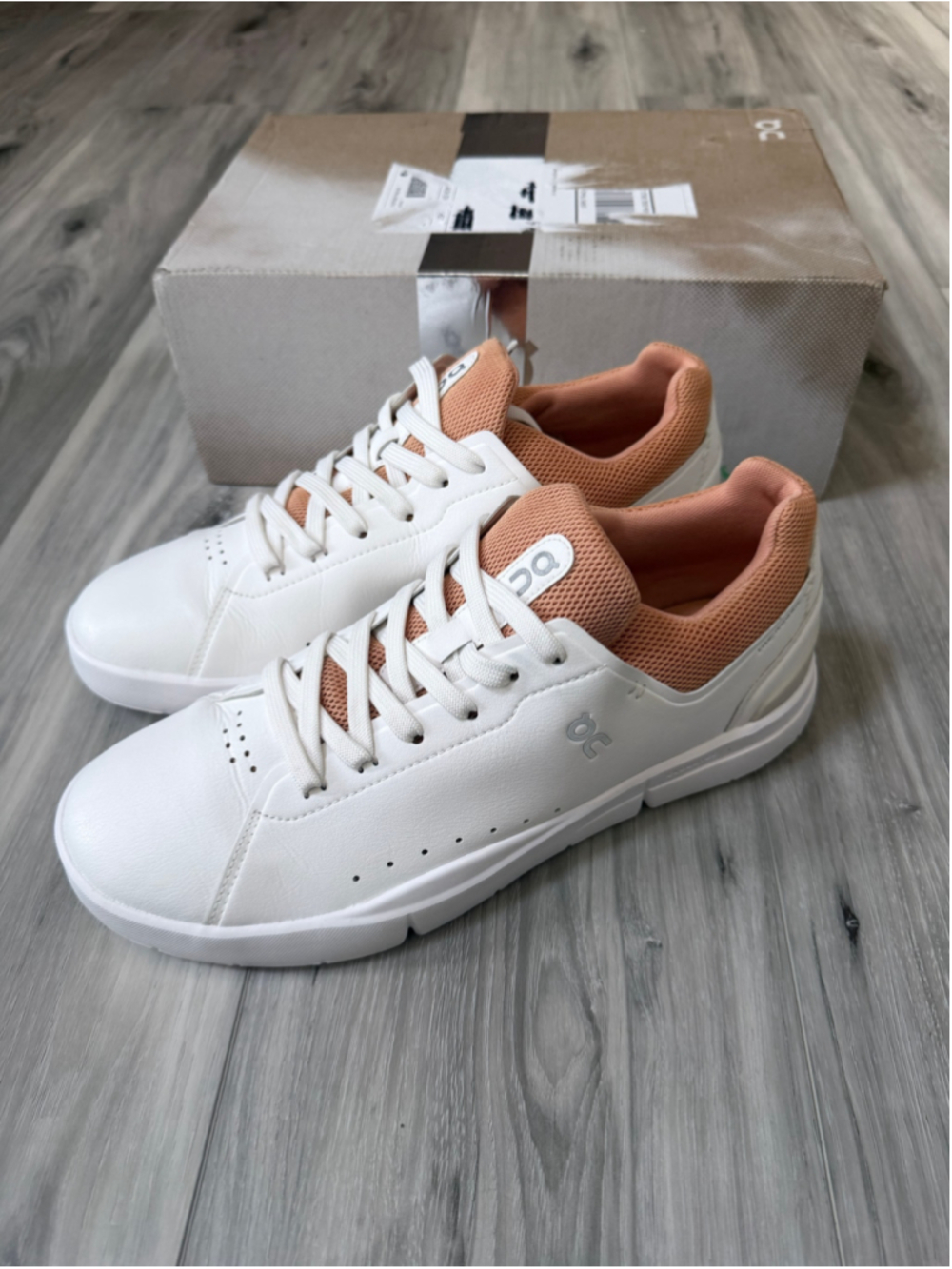 On THE ROGER Advantage White Copper Women’s 10.5 CloudTec Sneakers 48.98513